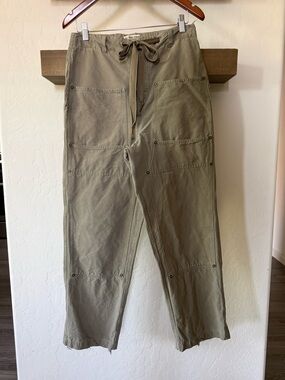 We The Free|Boho Olive Green Cargo Utility Drawstring pants with raw hem•••SMALL
